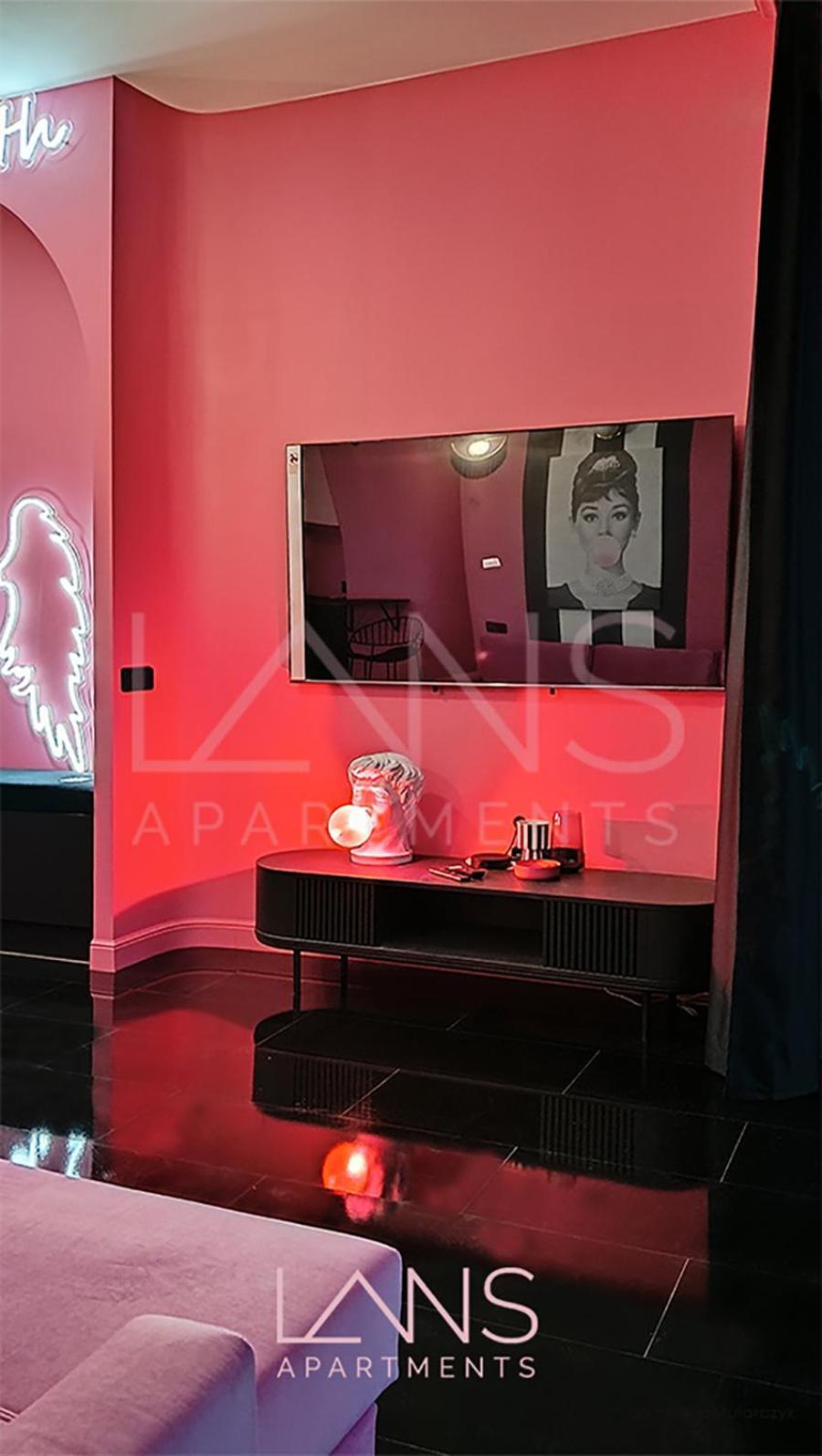 Lans Apartments Hanza Tower Pool Jacuzzi Apartment